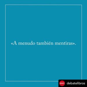 Andrea Marcolongo Instagram - Feliz, expectante, ilusionada y muy muy agradecida 🌕🏛️

El 25 de abril sale en España el libro que más me ha emocionado vivir y escribir, el cuento de una noche sola en @theacropolismuseum para intentar entender cuanto todos hemos cogido a Grecia (y yo en primero). 

Gracias siempre a mi editorial @debatelibros a mi editora genial @editriz y a todos los lectores hispanohablantes que me han acompañado por el camino hasta esta noche ateniense de mármoles presentes y ausentes.

 !Nos vemos pronto en Madrid para el lanzamiento!

Posted @withregram • @debatelibros @andrea.marcolong pasó una noche de luna menguante 🌙 en el Museo de la Acrópolis, un espacio en el que llama más la atención lo que falta que lo que se exhibe, y esa pequeña aventura le dio pie a escribir este libro. 

“DESPLAZAR LA LUNA. Mi noche en el museo de la Acrópolis” 📖 llega a librerías el 25 de abril.

#andreamarcolongo #desplazarlaluna #museo #acrópolis #grecia #novedadesliterarias #culturaclásica #elginmarbles #acropolis #parthenon