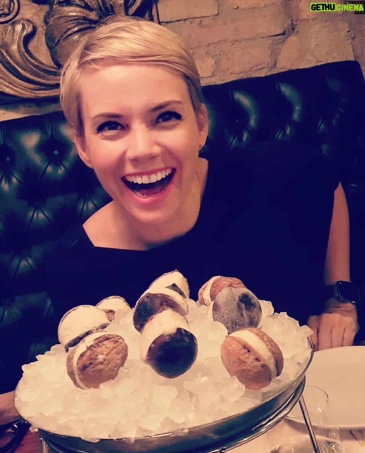 Andrea Osvárt - 1.7K Likes - My favorite dessert in Italy! I missed it so much! #gelatolancusi #fruttinigelato ezt nem én főztem 🤪