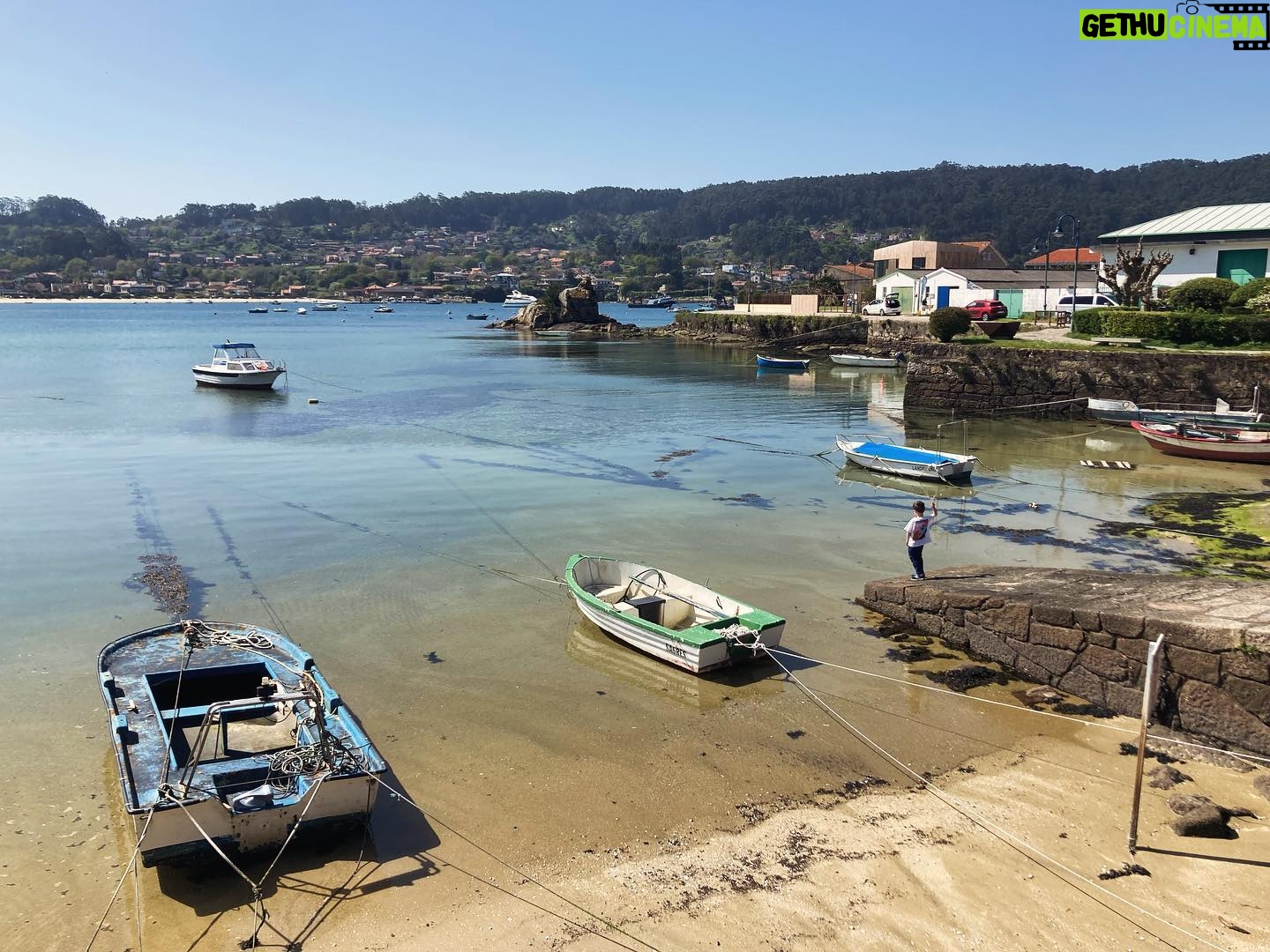 Andrea Ropero - 6.1K Likes - Galicia 💚 #familytime #SemanaSanta #escapada #quédías😊💫