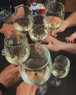 Andrea Ropero Instagram - Celebrando…. 💫😊 #aniversario💍 #siempresí