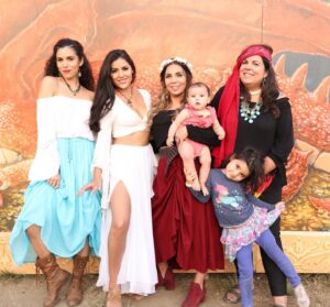 Andrea Sixtos Instagram - Had such a great time with my family at the Renaissance Pleasure Faire for my bday. Gonna have to make it a tradition! #RenFaire #2022 #BdayFestivity #Family ♥️ 

@cali_zlos was there too, he was just takin all these amazing pics, thnx broski 😋✨