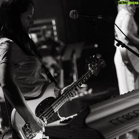 Andréanne A. Malette - 421 Likes - Quelques images du lancement au théâtre Outremont, dans la lentille de @catherinedeslauriers.photo 📷