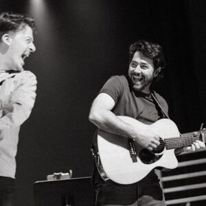 Andréanne A. Malette Instagram - Quelques images du lancement au théâtre Outremont, dans la lentille de @catherinedeslauriers.photo 📷