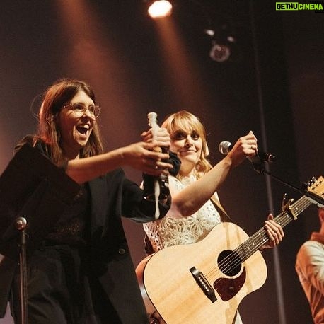 Andréanne A. Malette - 421 Likes - Quelques images du lancement au théâtre Outremont, dans la lentille de @catherinedeslauriers.photo 📷