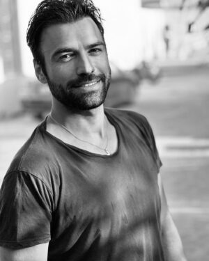 Andreas Georgiou Instagram - The “adventure” guy! @alexpapazianis 
.
.
Click by @antoniosvoerakos