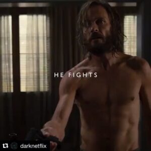 Andreas Pietschmann Instagram - THE STRANGER

@darknetflix @netflix #darknetflix 
@jantjefriese @baranboodar