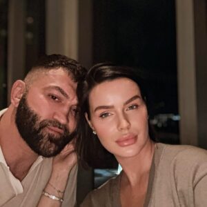 Andrei Arlovski Instagram - At the #DateNight with #LOVE of my #life @milana_arlovskaya ❤️❤️❤️❤️❤️

In one of the #BEST restaurants in #Miami and of course one of the my favorite @novikovmiami 

На свидании , с любимой #МиланаОрловская 

#АндрейОрловский #СемьяОрловских #тыДАя #AndreiArlovski #ArlovskiFamily #LOVE #FAMILY #FAM #dinner