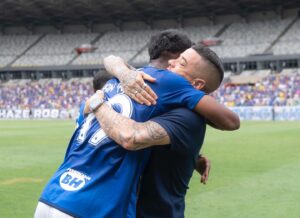 Andrés D'Alessandro Instagram - Felicidade resume o sentimento por mais um título importante com o Sub-20.

Trabalho, seriedade e comprometimento.

Parabéns ao grupo, comissão técnica, staff e diretoria. É um orgulho pertencer a esta verdadeira família @cruzeiro 

📸 @cruzeiro 

#CopaDoBrasil #CriasDaToca
🦊