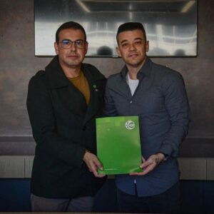Andrés D'Alessandro Instagram - D'ALESSANDRO ANUNCIA A RETOMADA DO LANCE DE CRAQUE EM 2024

O Lance de Craque está de volta! Promovido por Andrés D’Alessandro, o evento beneficente volta a acontecer em 2024. 📢

👉 Após seis edições realizadas em Porto Alegre, entre 2014 e 2019, o projeto levará sua operação pela primeira vez à Serra gaúcha, reunindo estrelas do esporte e personalidades no dia 14 de dezembro, às 17h, no estádio Alfredo Jaconi, sede do Esporte Clube Juventude. 

🧡 A emoção, a solidariedade e a esperança serão protagonistas do espetáculo que promete aquecer corações e fazer a diferença na vida de muitas pessoas.

ESTREIA NO INTERIOR DO RS

🟢🔴🟡 Pela primeira vez, o evento será realizado fora da Capital gaúcha. A mudança de cenário não só contempla a expansão do projeto, mas também sua itinerância, reforçando o compromisso do Lance de Craque com as comunidades do Interior do estado diretamente atingidas pelas enchentes de maio no Rio Grande do Sul.

Confira mais informações na bio.

#lancedecraque2024

📷: Nathan Bizotto | E. C. Juventude & Divulgação LDC
