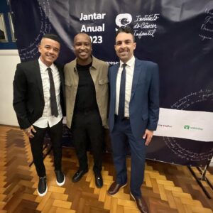 Andrés D'Alessandro Instagram - Registros de uma linda noite no nosso Jantar Anual do @institutodocancerinfantil, abrilhantado pelo parceiro @thbarbosa. 

Participar e acompanhar a evolução contínua do ICI, na função de embaixador social, é um orgulho que se reforça nestes momentos. 

Que a solidariedade sempre caminhe ao lado da nossa responsabilidade de levar um trabalho gigante à frente. 

Obrigado a todos! 🦁🙏🤝

#InstitutoDoCancerInfantil #ICI #Jantar #Solidariedade