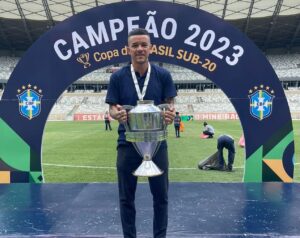 Actor Andrés D’Alessandro HD Instagram Photos and Wallpapers August 2024