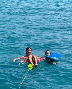 Andrés Mercado Instagram - Paradise 💙 family