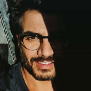 Andrés Palacios Instagram - 🌗...
