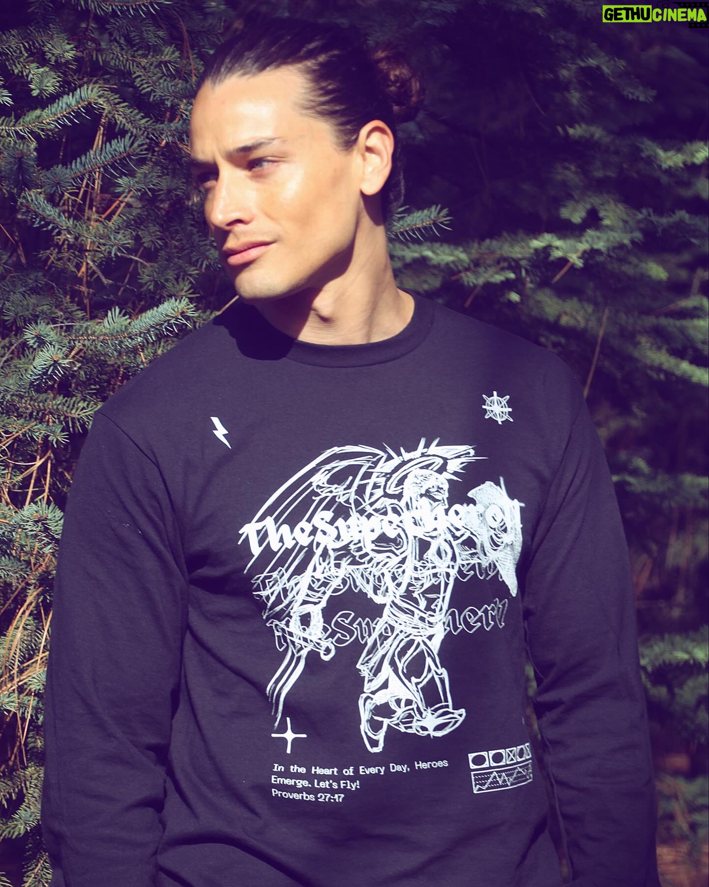 Andrew Gray - 1.3K Likes - Embrace the strength and grace of our winged warrior tee, featuring an archangel poised for action. With its ethereal design and powerful symbolism, this shirt embodies courage, protection, and the eternal fight for justice.
Show your TSU spirit.
Let’s fly! 🦅⚡️
#thesuperherou #tsu #wings #warrior #tee
#andrewgray #supermodel #spirit #🦅 #⚡️