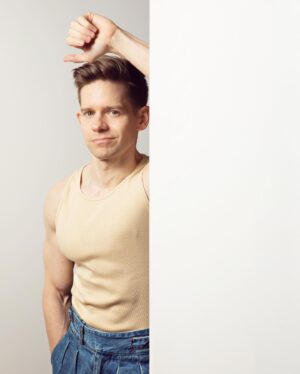 Andrew Keenan-Bolger Instagram - A real teal of approval
📸 by @curtisbrownphotography