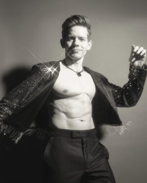 Andrew Keenan-Bolger Instagram - Bling it on! 💎 
📸 by @johnlagucki