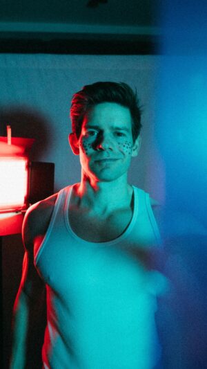 Andrew Keenan-Bolger Instagram - Party like it’s 1776 🎇 
Fourth of July photoshoot idea 🇺🇸
.
#SelfPortrait#PortraitPhotography#SelfieArt#InstaPortrait#CreativeSelfPortraits#portraitvision