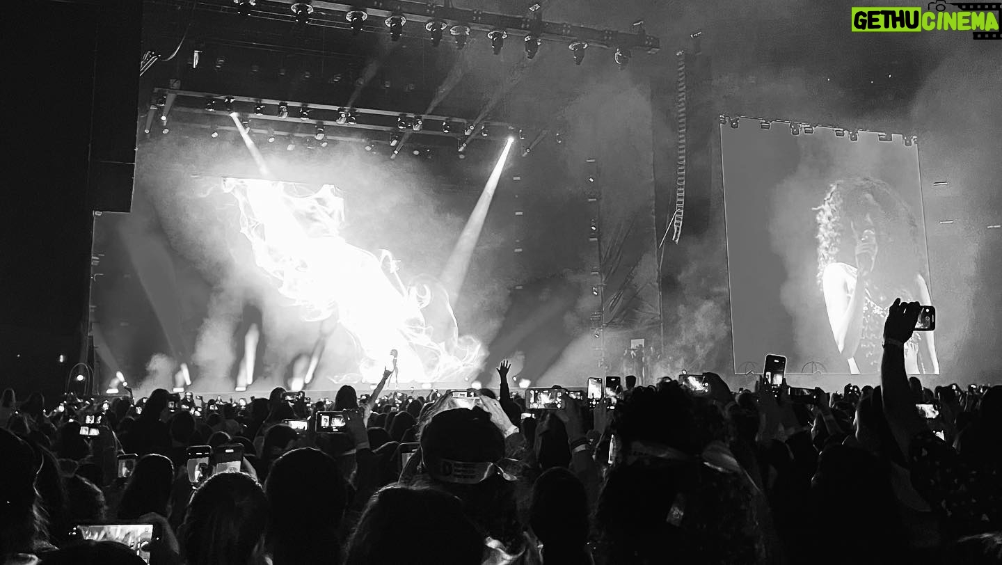 Andrew Neaves - 3 Likes - the most amazing artist. you worked so hard to earn this moment & Iām grateful I got to see it. you inspire me always. š¤š¤ LENDA. @anygabriellyofficial