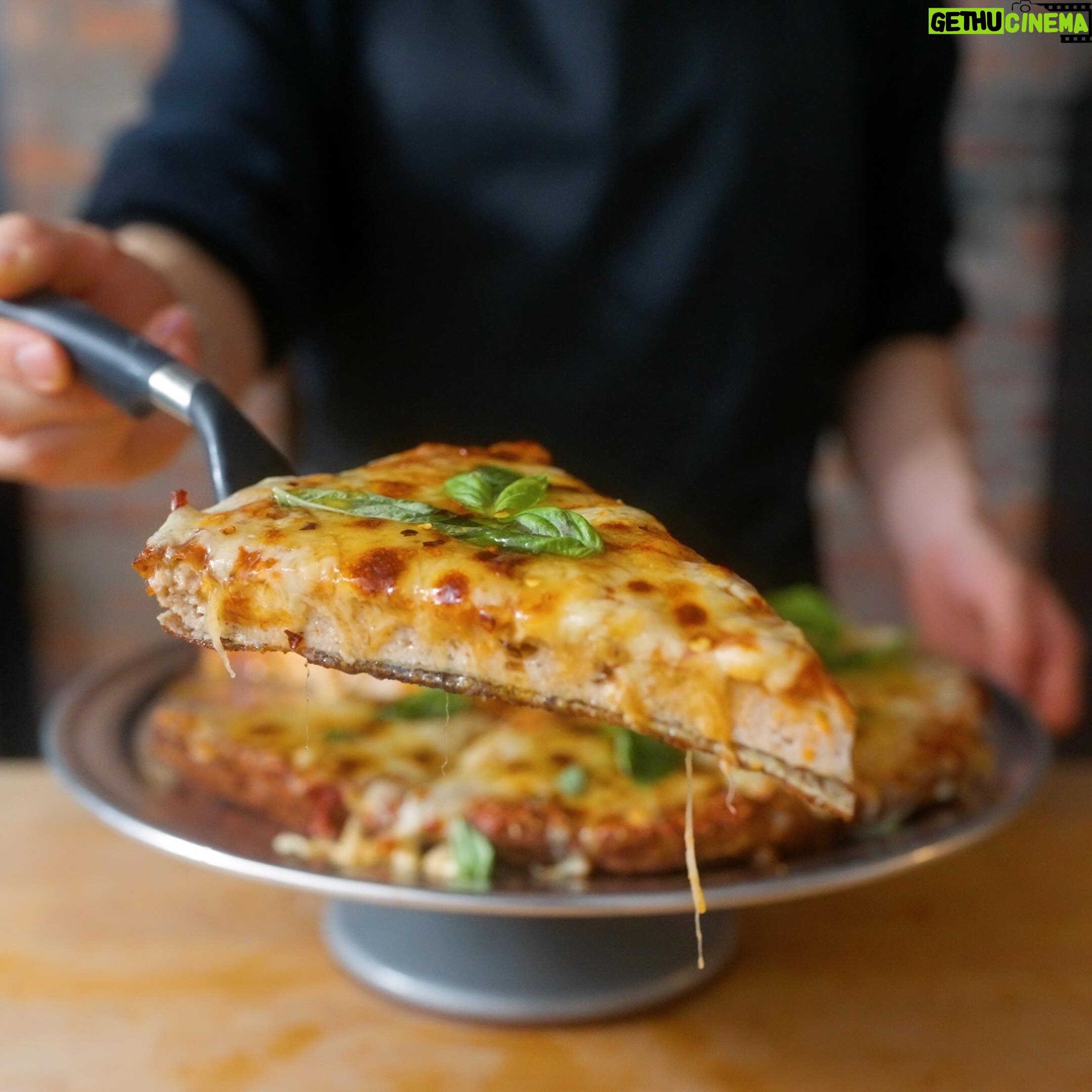 Andrew Rea - 6.1K Likes - If you missed this episode, you gotta give it a watch. @alvin.zhou made pizza with a breaded chicken crust. This takes “chicken parm pizza” to a new level, and man was it tasty. Link in the tree in bio!
