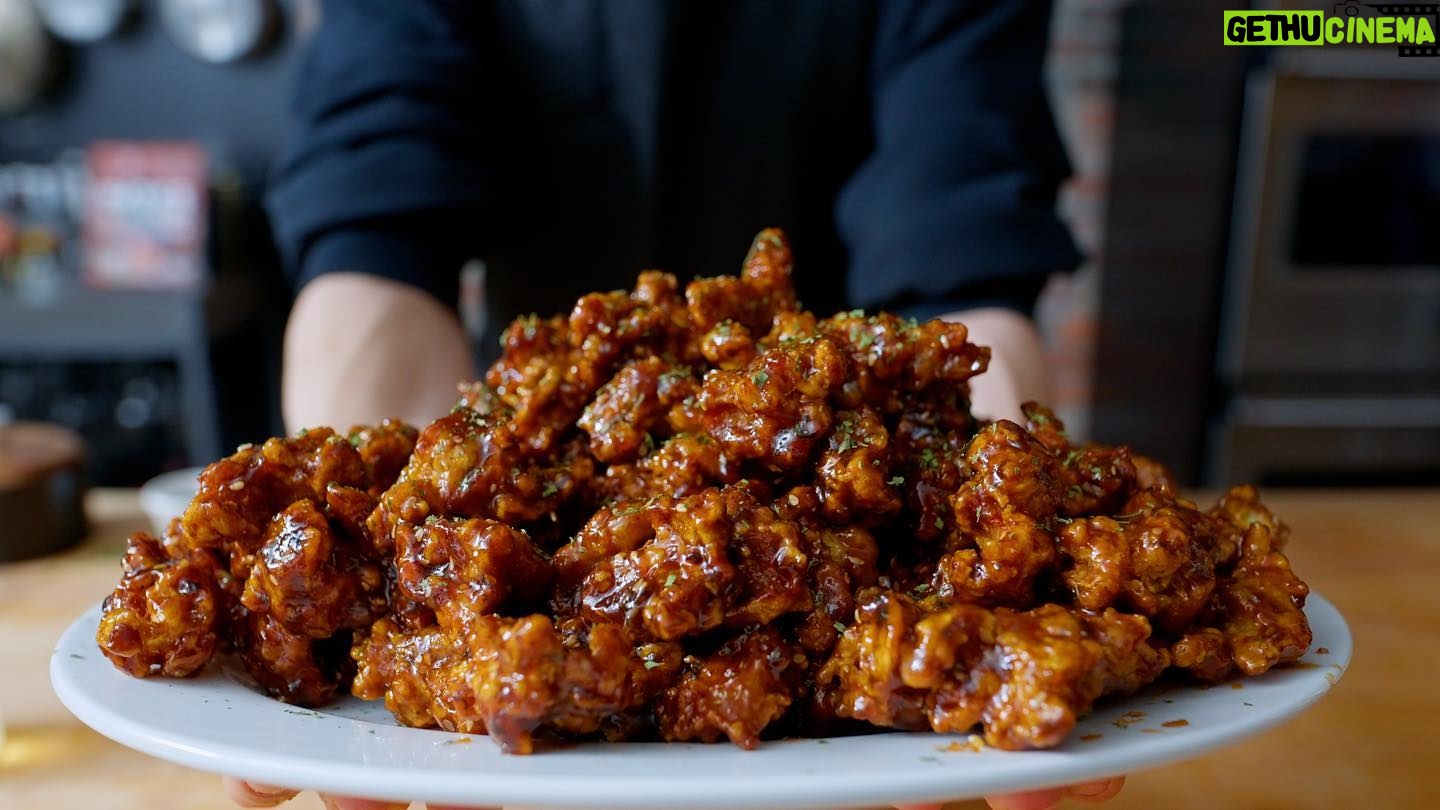 Andrew Rea - 14.1K Likes - Hungry yet? Today on the channel @alvin.zhou is making Korean garlic fried chicken. It’s definitely worth a watch, but also worth making yourself. Link in the tree in bio!
