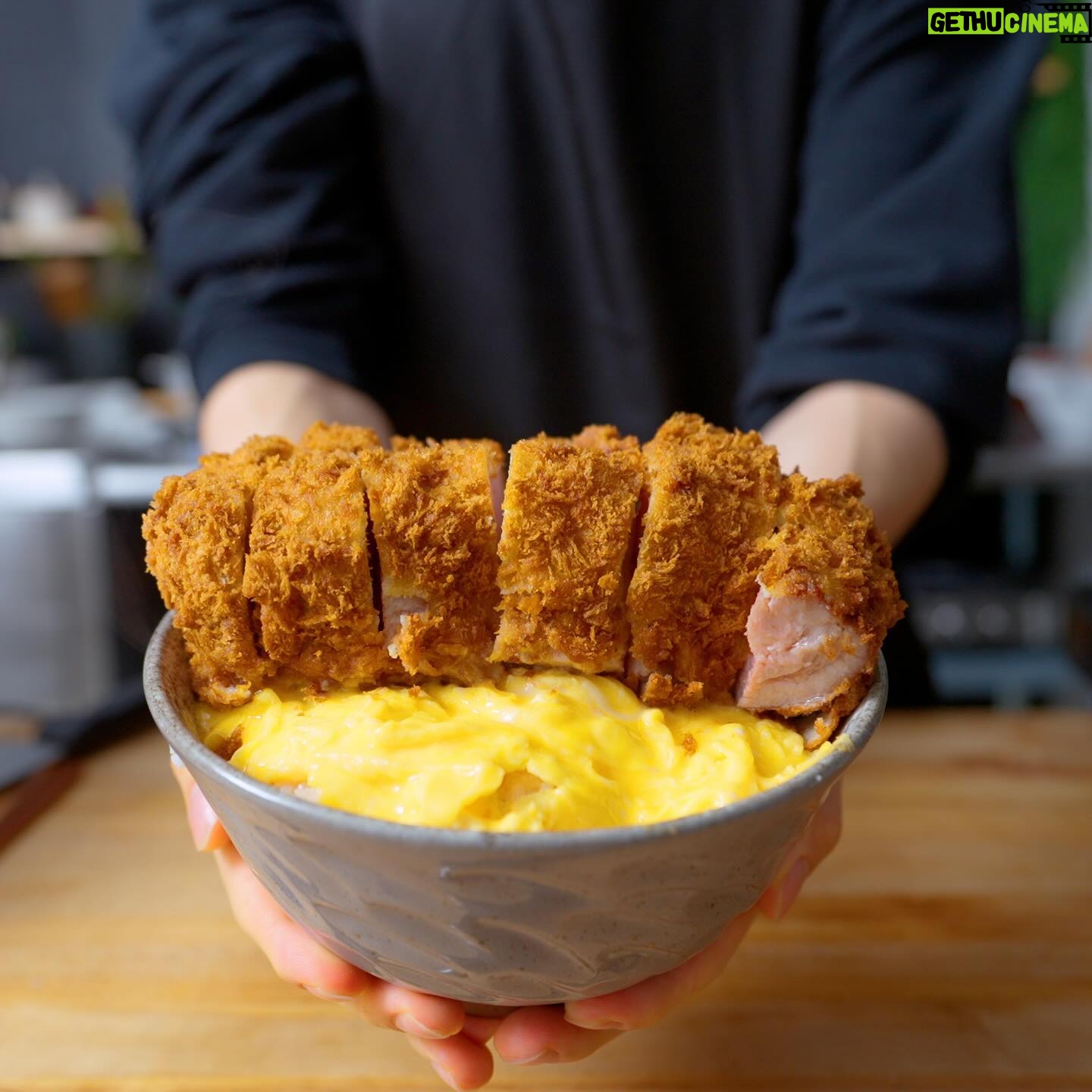 Andrew Rea - 8.2K Likes - What’s better than a tonkatsu? A beeeeeeg beeeeeg big big big tonkatsu, like this one that Alvin made. Seriously look at this thing. Bet you want a bite, huh? We may have eaten it all but you can watch the process (always about the journey after all) link in bio
