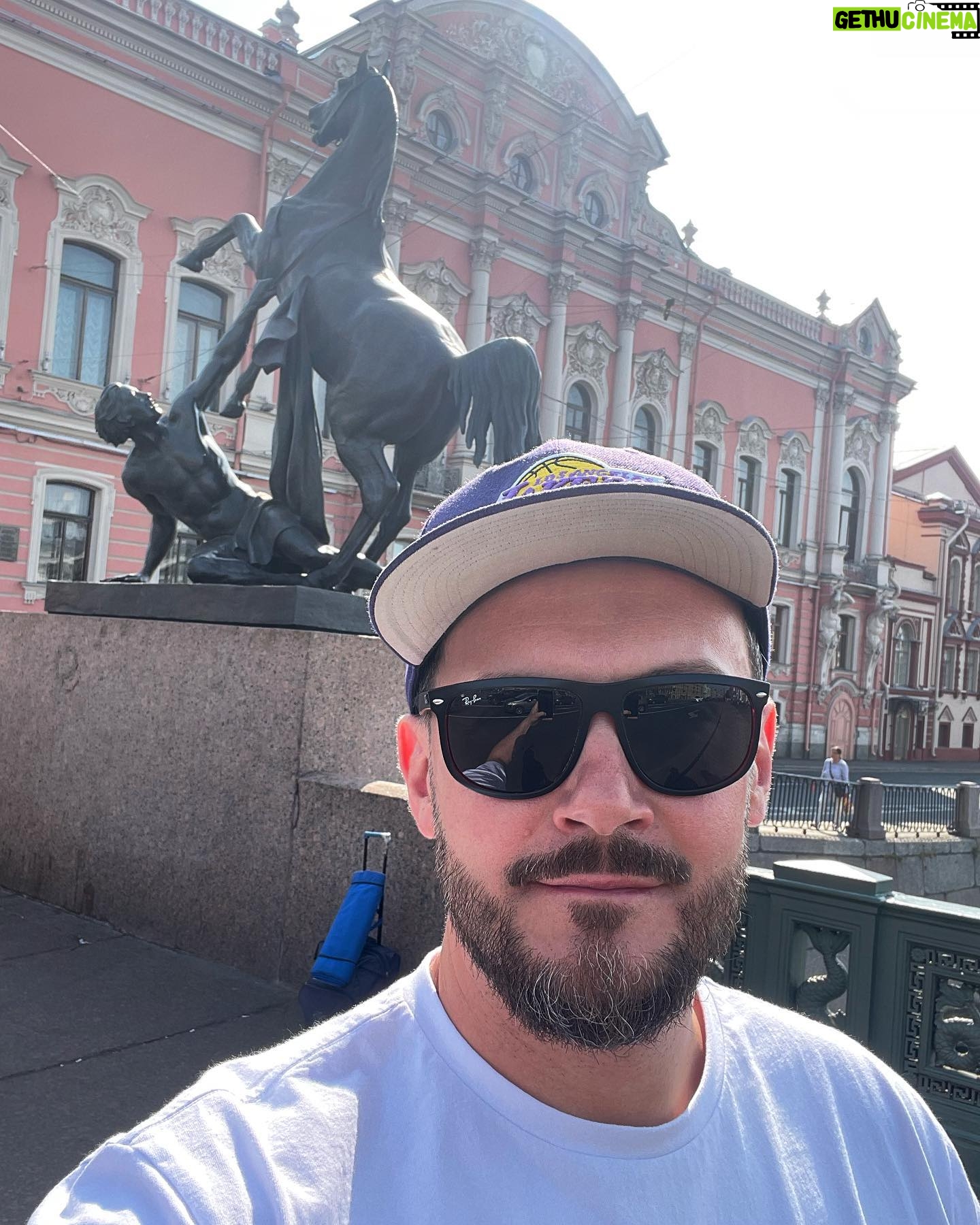 Andrey Averin - 260 Likes - Петербурх)

#питер #санктпетербург #прогулка #кониклодта