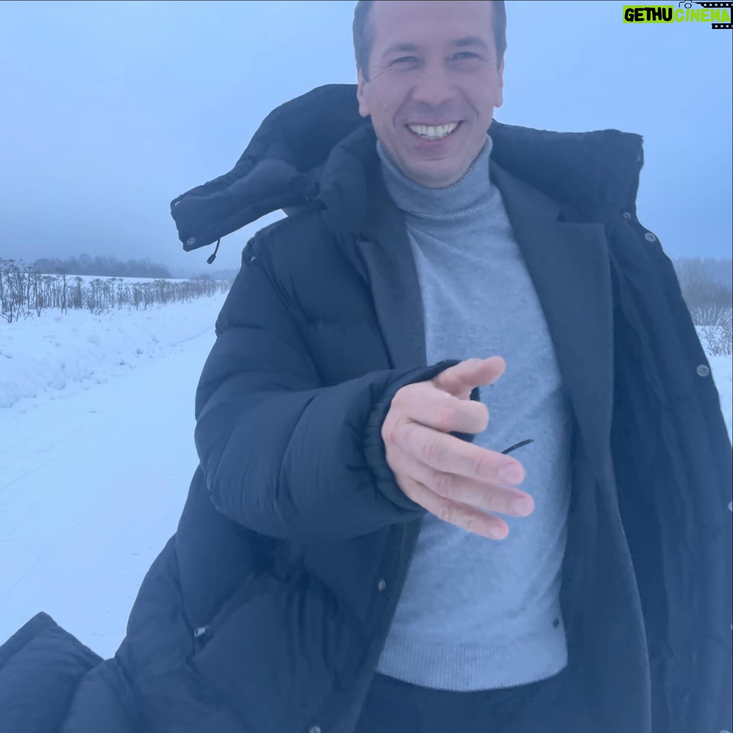 Andrey Merzlikin - 7.8K Likes - В грозы, в бури,
В житейскую стынь,
При тяжелых утратах
И когда тебе грустно,
Казаться улыбчивым и простым -
Самое высшее в мире искусство».
#Есенин
.
#вологодскаяобласть