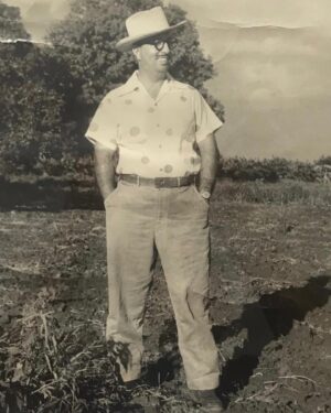 Andy García Instagram - Happy Father’s day to all Father’s ! Here is my guy!! I was blessed !!