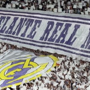 Andy García Instagram - Great night at the Classico.  Real Madrid vs Barcelona . Great match
