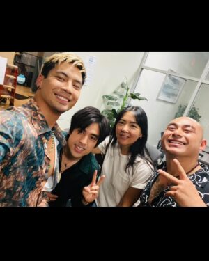 Andy Le Instagram - THE BROTHERS SUN IS OUT NOW ON NETFLIX!! 🎥🎬🔥

Grateful to come play on the show🙏 WITH MY BROTHERS THE OGs FROM OC TEAM BAY @brianle_official @yoshi_sudarso 👐🔥 

Huge Shoutout to THE BROTHER SUN FAMILY CAST AND CREW for looking after us and creating memories together!!!🙏💜

#thebrotherssun #netflix #martialclub