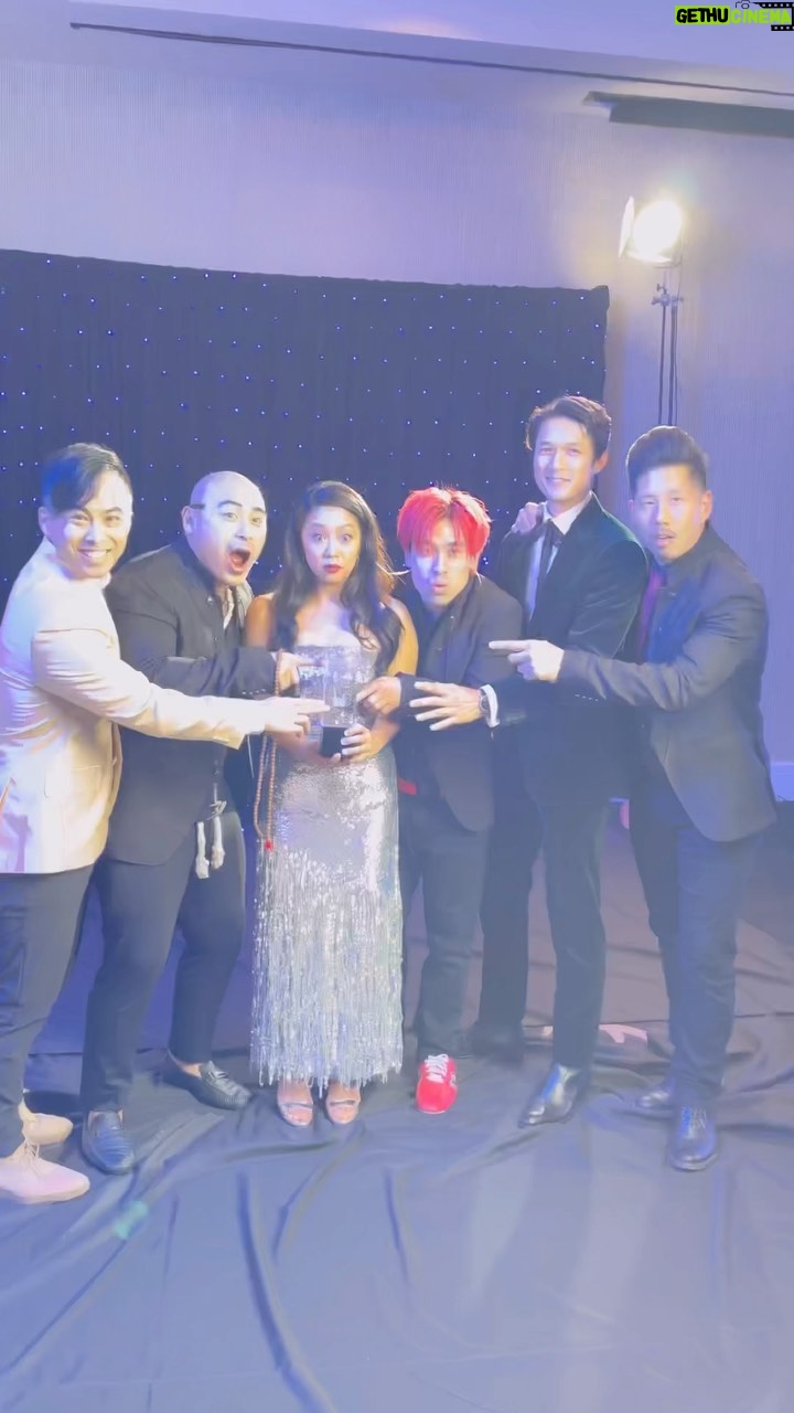 Andy Le - 7.2K Likes - @unforgettablegala BEST BELIEVE YOU CAN COUNT ON @martialclubofficial TO KEEP IT SHAOLIN when the cameras are rolling!! 👐⚔️
Celebrating with the Martial Brothers, the community and our @everythingeverywheremovie FAMILY 💜 WE’RE SO PROUD @stephaniehsuofficial @kehuyquan @harryshumjr @brianle_official @dmah_mc @tyrannosaurus.chef
thank you @character.media 🙏for inviting us out and doing what you do for the movement!!
#unforgettablegala #unfo #martialclub #everythingeverywhereallatonce #shaolin #wutang