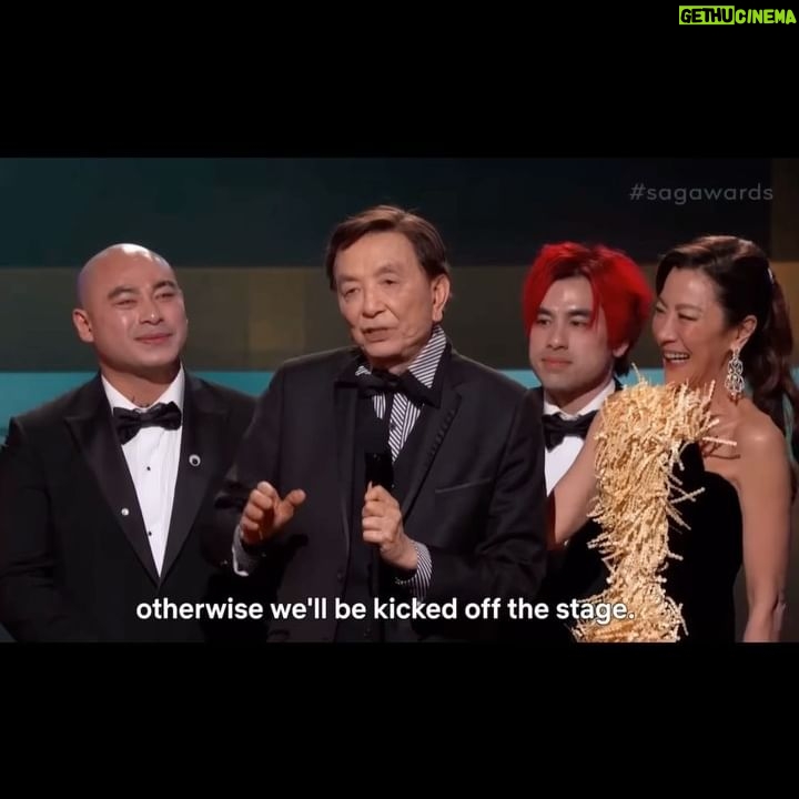 Andy Le - 10.8K Likes - You already know @martialclubofficial has to KEEP IT SHAOLIN at SAG AWARDS 2023 @sagawards 🏆!! Still processing the crazy memorable night
SQUAD UP with our @everythingeverywheremovie FAMILY!! 👐WE ARE SOO PROUD
🏆 @michelleyeoh_official takes Female Actor in a Leading Role
🏆 @kehuyquan takes Male Actor in a Supporting Role
🏆 @jamieleecurtis takes Female Actor in a Supporting Role
🏆 Our EEAAO Cast and Family takes home Cast in Motion Picture 🥲
So grateful to be a part of this family and to be in a room with such talent! How crazy and surreal is it to be in the presence of artists, masters of their crafts 🎥🎬🙏
#sagawards #everythingeverywhereallatonce #michelleyeoh #kehuyquan #jamieleecurtis #martialclub