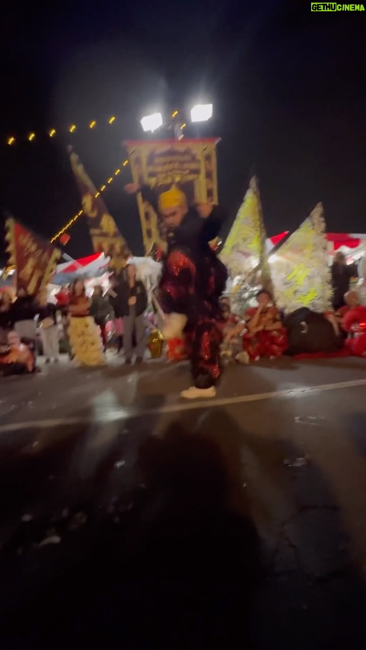Andy Le - 8.1K Likes - HAPPY YEAR OF THE DRAGON - DA CHESS PIECES ARE BEING PLACED AND OUR STRONGEST ELEMENTS WILL RISE🐉🐲🧧
👐⚔️ @martialclubofficial STR8 FROM THE SLUMS OF SHAOLIN AKA LITTLE SAIGON 714 @littlesaigon.official ⛩️ OUR HOMETOWN CELEBRATING
Inspired by my first student 🫸🤛@yungdrunkenbastard da ODB of Martial Club to throw tf down raw str8 freestyle no warm up but purely for the PASSION FOR VO 武 #MARTIALARTS
WISHING EVERYONE A HAPPY AND PROSPEROUS NEW YEAR FROM THE MARTIAL CLUB CLAN🐉🐲🧧
#martialclub #kungfu #shaolin #wutang #kungfu #littlesaigon #yearofthedragon #cny