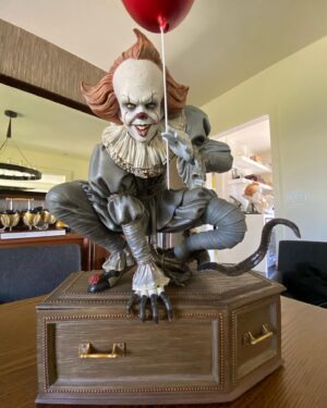 Andy Muschietti Instagram - Check out the amazing PENNYWISE maquette that @tweeterhead created based on my drawing #itversary