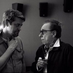 Andy Muschietti Instagram - happy birthday , @peter_bogdanovich , you’ll never know how much i admire you 🌙 / 📸: @brookepalmer61 @charlieoldman