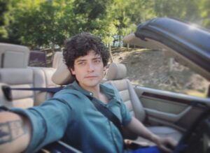 Aneurin Barnard Instagram - #TheCatch coming soon to @channel5_tv  keep a look out for it 🏎️