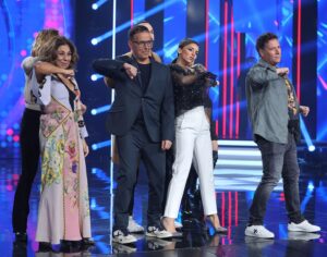 Àngel Llàcer Instagram - ¡Viernes!
¡Empezamos a tope!

📸 @joseirun_fotografia 
@tucaramesuena 

#tcms #tucaramesuena