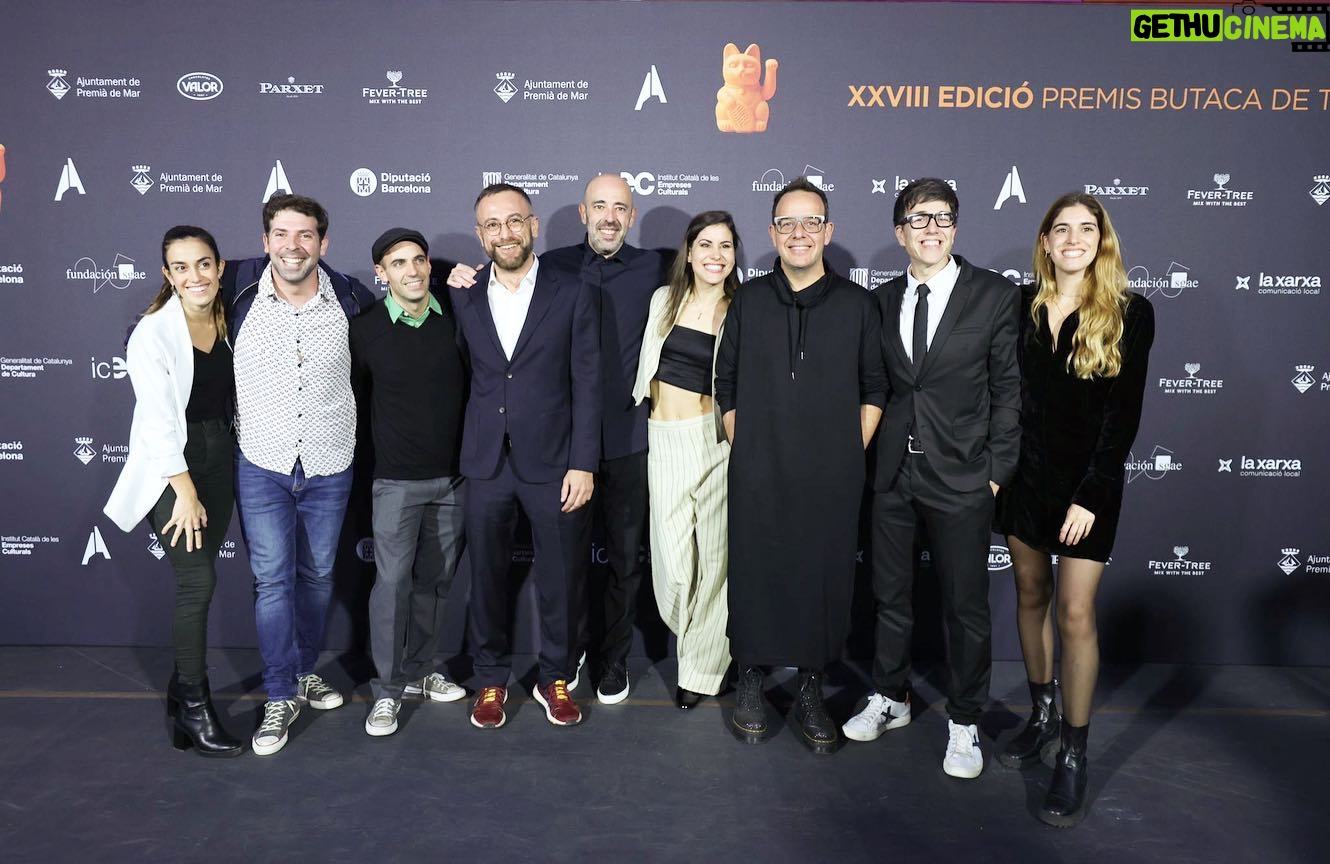 Àngel Llàcer - 3.1K Likes - ¡8 Premios Butaca!
¡Nada más y nada menos que 8 Premios Butaca para @cantandoelmusical !
¡Estamos que aún no nos lo creemos!
¡GRACIAS, GRACIAS, GRACIAS!
@cantandoelmusical
@premisbutaca