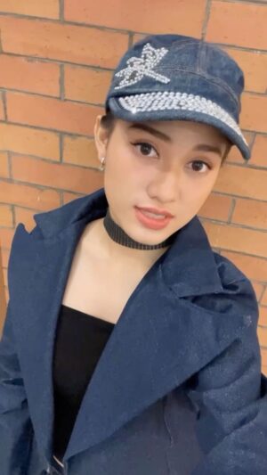 Angel Sianturi Instagram - Uda cocok blm guys😎