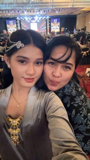 Angel Sianturi Instagram - Finally.. 🙏