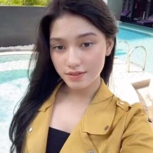 Angel Sianturi Instagram - 😎