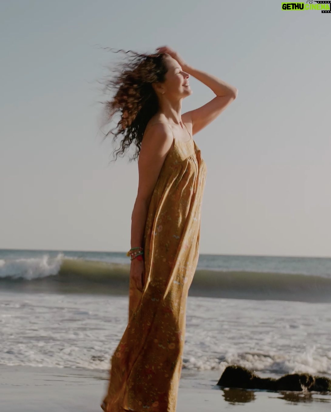 Angela Alvarado - 719 Likes - LIVE HAPPY! Girls and women making the world a better place! give-love-laugh @naturallife #inspire #strength #happy #womensupportingwomen #beauty 🎥@naturallifepatti @naturalmodelsla