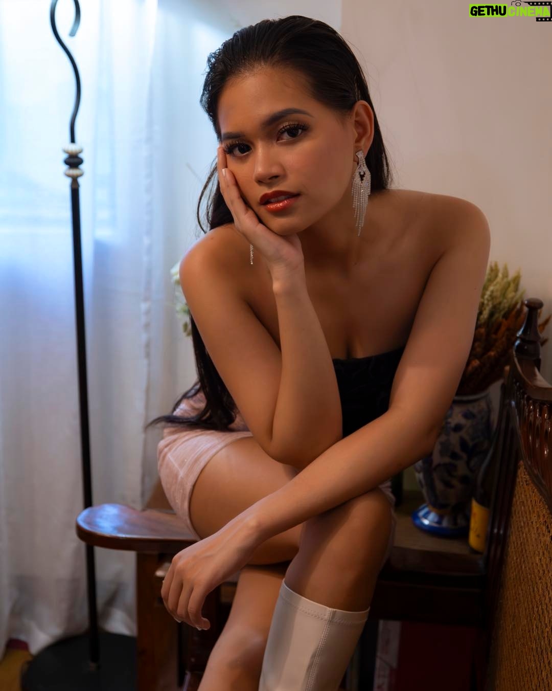 Angela Morena - 3 Likes - …distinctive