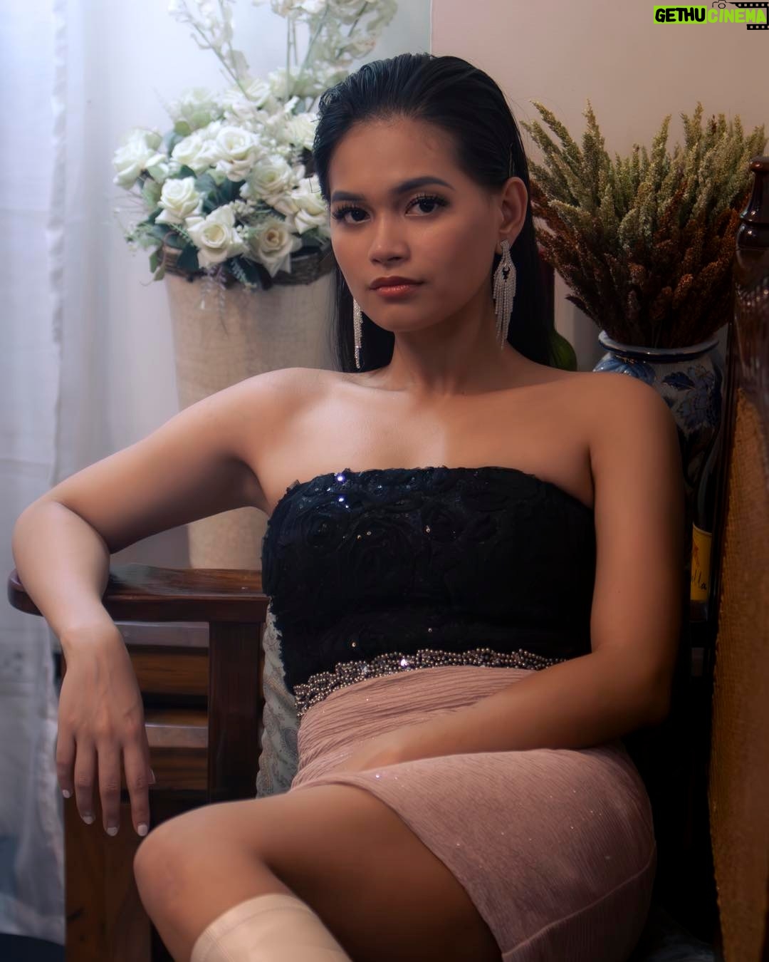 Angela Morena - 3 Likes - …distinctive