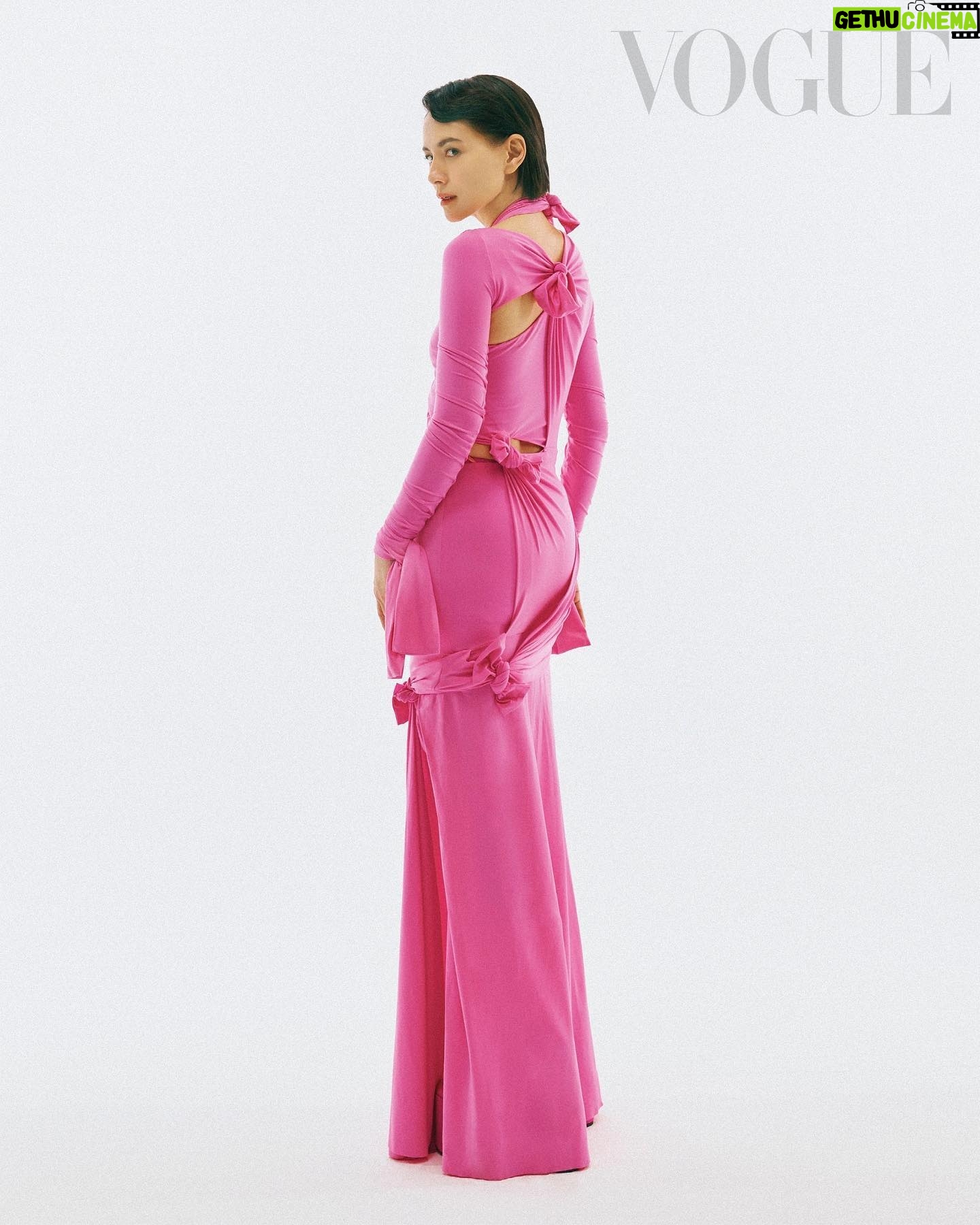 Angelica Lee - 1.1K Likes - #VogueCeleb 李心潔,當青春化為歷練:「我想站上舞台的慾望還是在燃燒」
專訪內容全文 @voguetaiwan