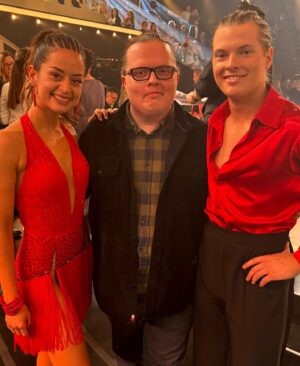 Angelo Kelly Instagram - Halbfinale 🕺🤓💃
Malika und Gabriel begeistern uns Woche für Woche und gleich ist schon Halbfinale. Crazy! Danke auch an alle da draußen die für die beiden anrufen/sms ❤️