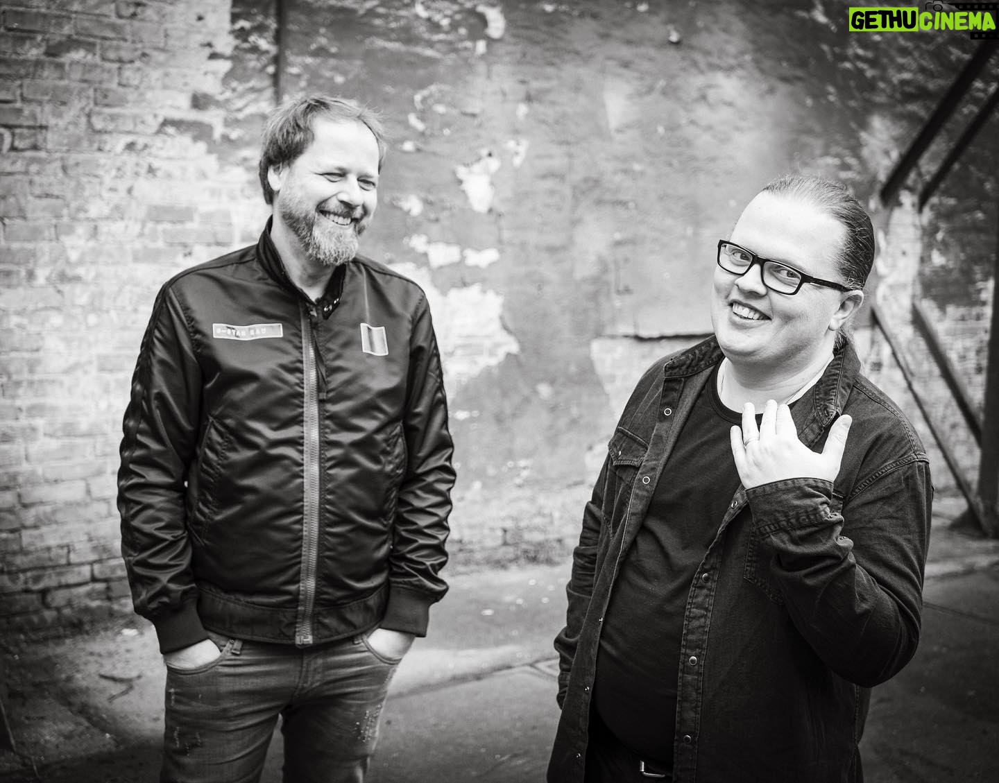 Angelo Kelly - 2.2K Likes - That was fun 😁 Thanks for a fantastic first Tour weekend ❤️
This week we’ll be in:
21.04. München
22.04. Mannheim SOLD OUT!!!
23.04. (NL) Hardenberg
Can’t wait 🤓
Picture: @badges3000
#angelokelly #matthiaskrauss #mixtape #tour