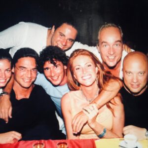 Angie Everhart Instagram - Just ran across an old photo of people that make me smile when I think of them. Had to share ;) Seems like a lifetime ago - Happy Holiday’s to you all. Tons of Love!! AE❤️