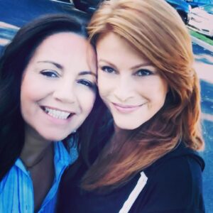 Angie Everhart Instagram - Anyone who has the pleasure of meeting this beauty @dee_hicks is in for a treat! @davidrankinmd she is the #bestaftercare I have met! I have a new FRIEND! 💜🙏🏻💜 #aquaplasticsurgery #greatjob  #lovinglife thank you for everything!!!