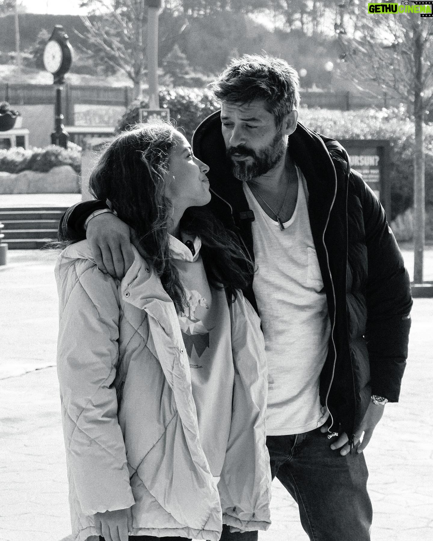 Anıl İlter - 44.2K Likes - İçimizde hep bi atlı karınca dönüp duruyo 😍 @vialandthemepark photo by: @berrak_baspinar